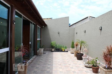 Casa à venda com 375m², 3 quartos e 3 vagasQuintal 1