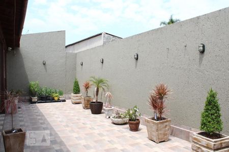 Casa à venda com 375m², 3 quartos e 3 vagasQuintal 1