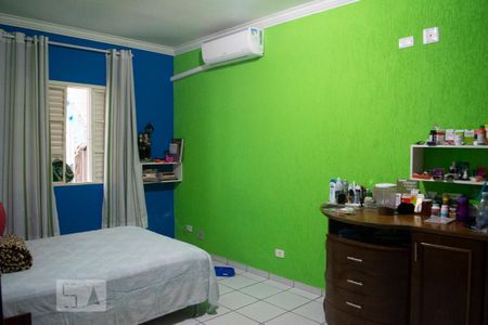 Casa à venda com 250m², 6 quartos e 3 vagas Casa à venda com 250m², 6 quartos e 3 vagasQUARTO 3