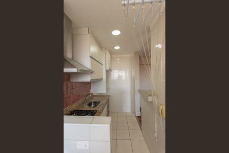 Apartamento à venda com 60m², 2 quartos e 1 vaga Apartamento à venda com 60m², 2 quartos e 1 vagaCozinha