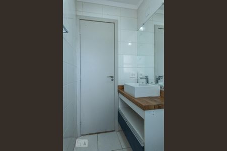 Apartamento à venda com 60m², 2 quartos e 1 vaga Apartamento à venda com 60m², 2 quartos e 1 vagaBanheiro