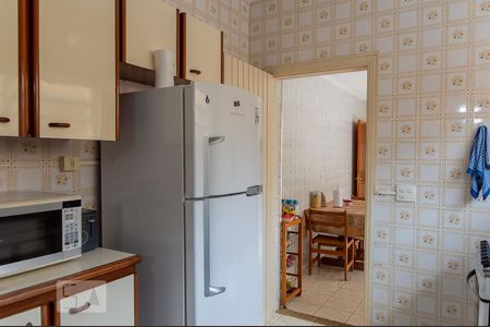 Casa à venda com 177m², 3 quartos e 2 vagas Casa à venda com 177m², 3 quartos e 2 vagasCozinha