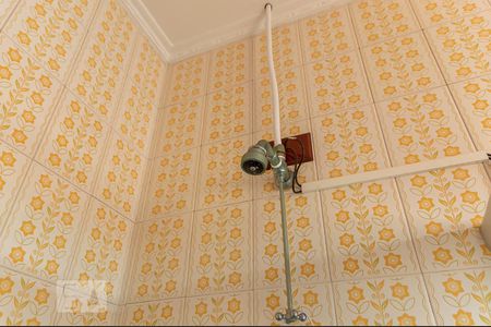 Casa à venda com 177m², 3 quartos e 2 vagas Casa à venda com 177m², 3 quartos e 2 vagasBanheiro da Suíte