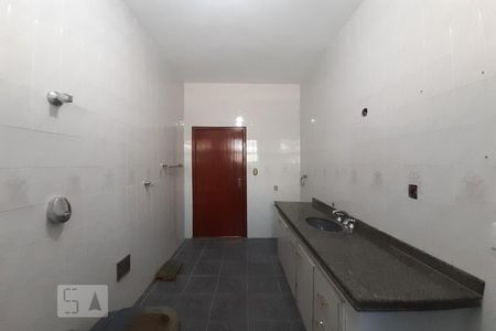 Casa de condomínio à venda com 105m², 3 quartos e sem vaga Casa de condomínio à venda com 105m², 3 quartos e sem vagaBanheiro 1