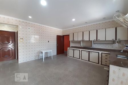 Casa de condomínio à venda com 105m², 3 quartos e sem vaga Casa de condomínio à venda com 105m², 3 quartos e sem vagaCozinha