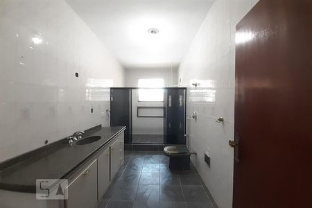 Casa de condomínio à venda com 105m², 3 quartos e sem vaga Casa de condomínio à venda com 105m², 3 quartos e sem vagaBanheiro 1