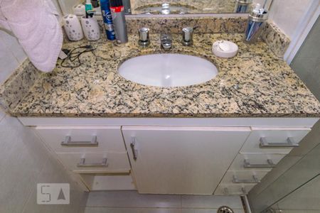 Apartamento à venda com 76m², 3 quartos e 2 vagasBanheiro Social