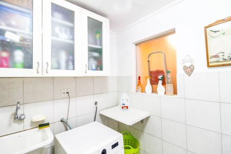 Casa à venda com 199m², 3 quartos e 2 vagas Casa à venda com 199m², 3 quartos e 2 vagasÁrea de Serviço