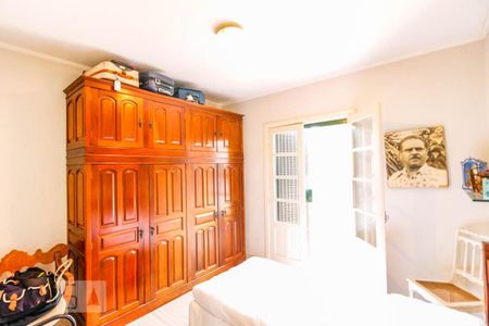 Casa à venda com 199m², 3 quartos e 2 vagas Casa à venda com 199m², 3 quartos e 2 vagasQuarto 2