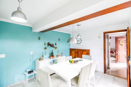 Casa à venda com 199m², 3 quartos e 2 vagas Casa à venda com 199m², 3 quartos e 2 vagasCopa