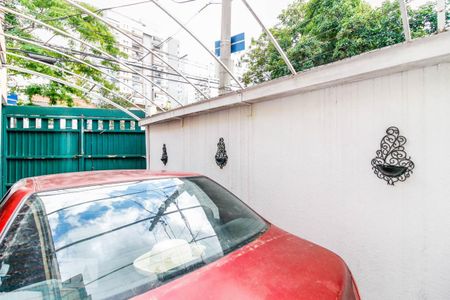 Casa à venda com 199m², 3 quartos e 2 vagas Casa à venda com 199m², 3 quartos e 2 vagasQuintal