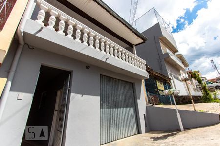 Casa para alugar com 70m², 1 quarto e sem vaga Casa para alugar com 70m², 1 quarto e sem vagaFachada