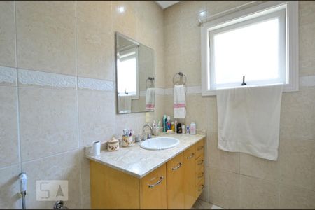 Casa à venda com 400m², 4 quartos e 4 vagasBanheiro da Suíte