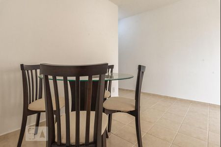Sala de apartamento para alugar com 3 quartos, 55m² em Jardim Dom Vieira, Campinas