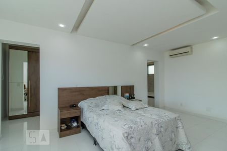 Apartamento à venda com 450m², 4 quartos e 2 vagasSuíte 2