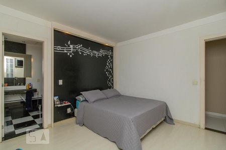 Apartamento à venda com 450m², 4 quartos e 2 vagasSuíte 1