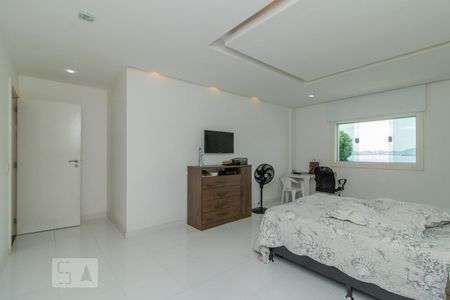 Apartamento à venda com 450m², 4 quartos e 2 vagasSuíte 2