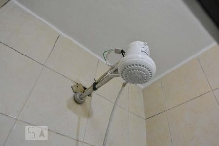 Casa à venda com 180m², 3 quartos e 1 vagaBanheiro 02