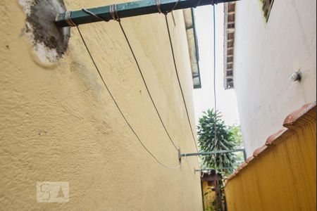 Casa à venda com 180m², 3 quartos e 1 vagaCorredor Lateral