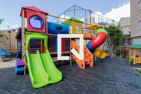 Apartamento à venda com 47m², 2 quartos e 1 vaga Apartamento à venda com 47m², 2 quartos e 1 vagaÁrea comum - Playground