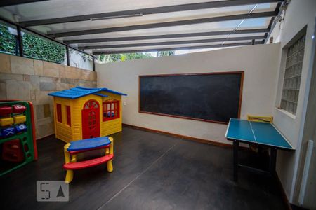 Apartamento à venda com 98m², 3 quartos e 1 vaga Apartamento à venda com 98m², 3 quartos e 1 vagaBrinquedoteca