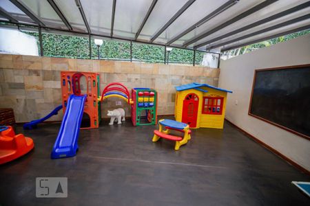 Apartamento à venda com 98m², 3 quartos e 1 vaga Apartamento à venda com 98m², 3 quartos e 1 vagaBrinquedoteca