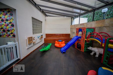 Apartamento à venda com 98m², 3 quartos e 1 vaga Apartamento à venda com 98m², 3 quartos e 1 vagaBrinquedoteca