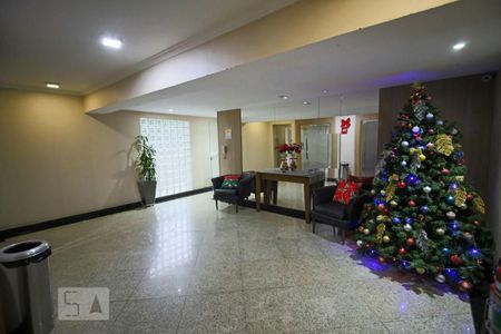 Apartamento à venda com 98m², 3 quartos e 1 vaga Apartamento à venda com 98m², 3 quartos e 1 vagaHall