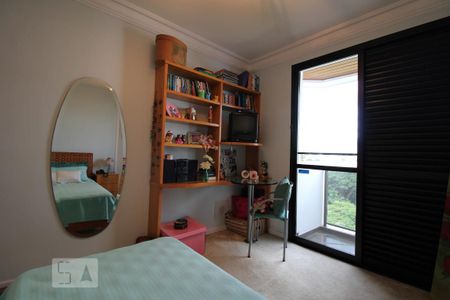 Apartamento à venda com 260m², 4 quartos e 2 vagasSuíte 2