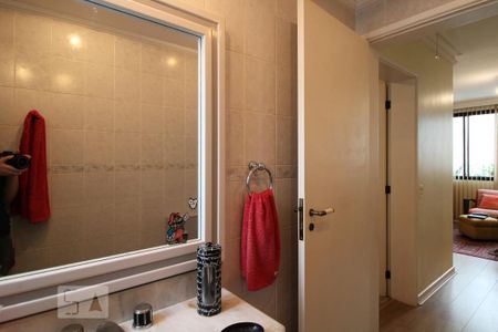 Apartamento à venda com 260m², 4 quartos e 2 vagasBanheiro