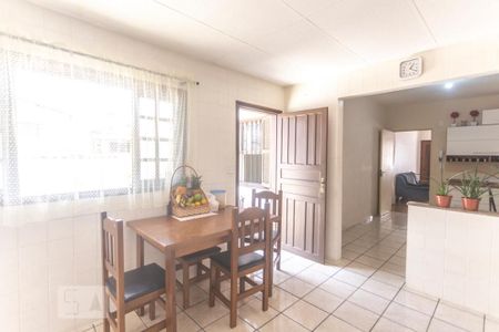 Casa à venda com 131m², 3 quartos e 3 vagasCozinha