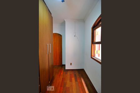 Casa à venda com 185m², 3 quartos e 2 vagasQuarto 2