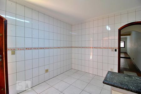 Casa à venda com 185m², 3 quartos e 2 vagasCozinha