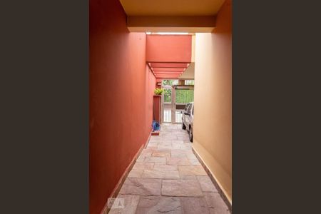 Casa à venda com 300m², 3 quartos e 2 vagas Casa à venda com 300m², 3 quartos e 2 vagasGaragem