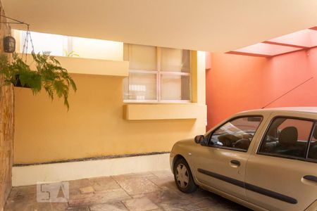Casa à venda com 300m², 3 quartos e 2 vagas Casa à venda com 300m², 3 quartos e 2 vagasGaragem