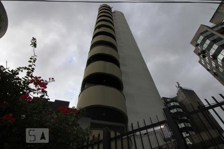 Apartamento à venda com 98m², 3 quartos e 1 vagaFachada