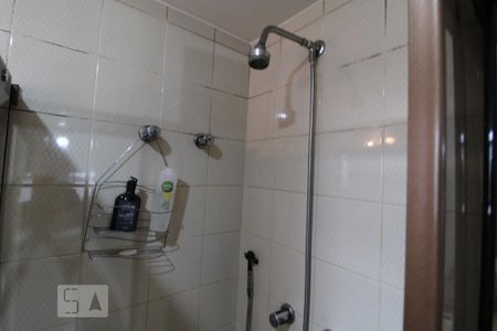 Apartamento à venda com 98m², 3 quartos e 1 vagaChuveiro banheiro da suíte