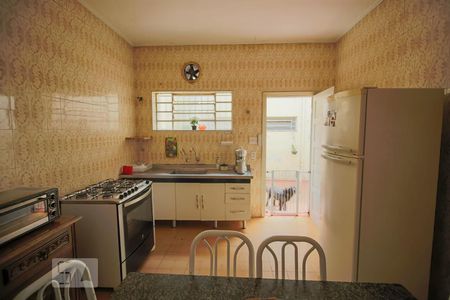 Casa à venda com 250m², 4 quartos e 5 vagasCozinha