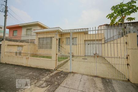 Casa à venda com 250m², 4 quartos e 5 vagasFachada Casa