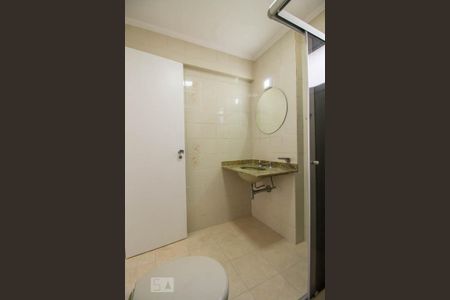 Apartamento à venda com 108m², 4 quartos e 3 vagas Apartamento à venda com 108m², 4 quartos e 3 vagasBanheiro da Suíte 2