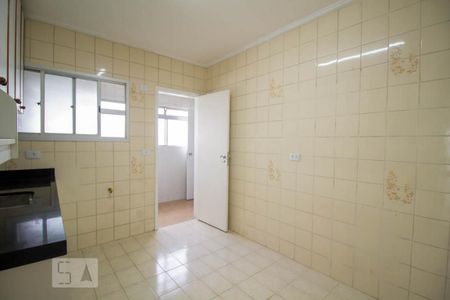 Apartamento à venda com 108m², 4 quartos e 3 vagas Apartamento à venda com 108m², 4 quartos e 3 vagasCozinha
