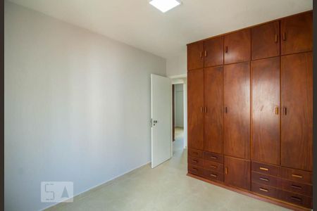 Apartamento à venda com 108m², 4 quartos e 3 vagas Apartamento à venda com 108m², 4 quartos e 3 vagasQuarto 2