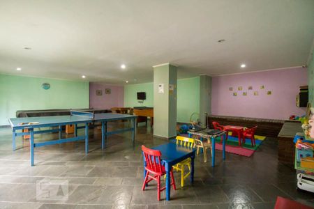 Apartamento à venda com 108m², 4 quartos e 3 vagas Apartamento à venda com 108m², 4 quartos e 3 vagasÁrea comum - Salão de jogos - Brinquedoteca