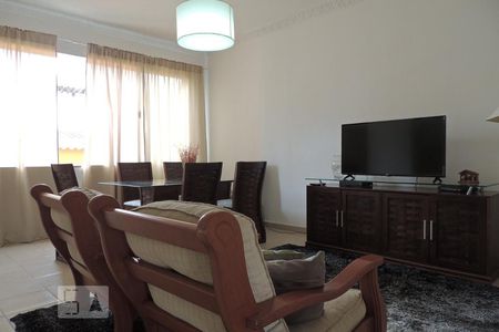 Sala de apartamento para alugar com 2 quartos, 68m² em Pechincha, Rio de Janeiro