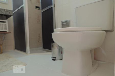 Apartamento à venda com 68m², 2 quartos e 1 vagaBanheiro Social