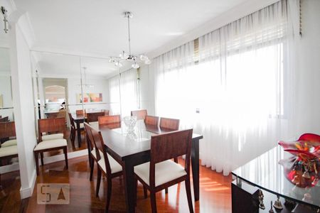 Apartamento à venda com 260m², 4 quartos e 4 vagas Apartamento à venda com 260m², 4 quartos e 4 vagasSala de Jantar