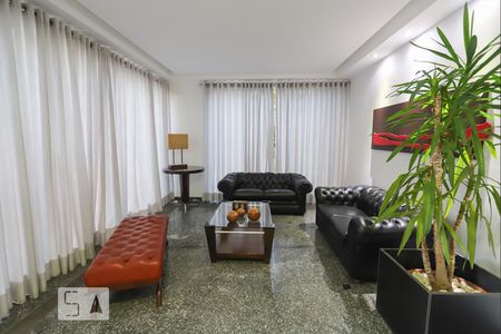 Apartamento à venda com 260m², 4 quartos e 4 vagas Apartamento à venda com 260m², 4 quartos e 4 vagasÁrea comum