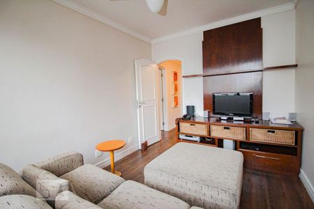 Apartamento à venda com 260m², 4 quartos e 4 vagas Apartamento à venda com 260m², 4 quartos e 4 vagasSala de TV