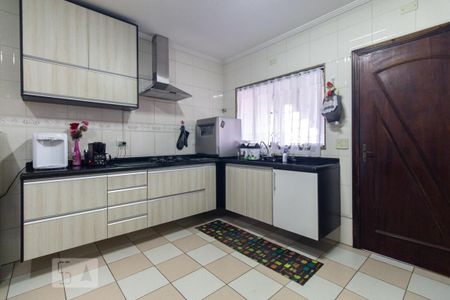 Casa à venda com 149m², 3 quartos e 4 vagas Casa à venda com 149m², 3 quartos e 4 vagasCozinha