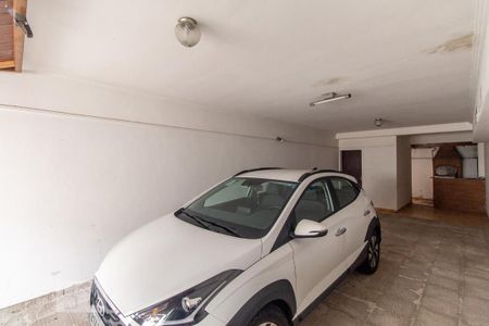 Casa à venda com 149m², 3 quartos e 4 vagas Casa à venda com 149m², 3 quartos e 4 vagasGaragem